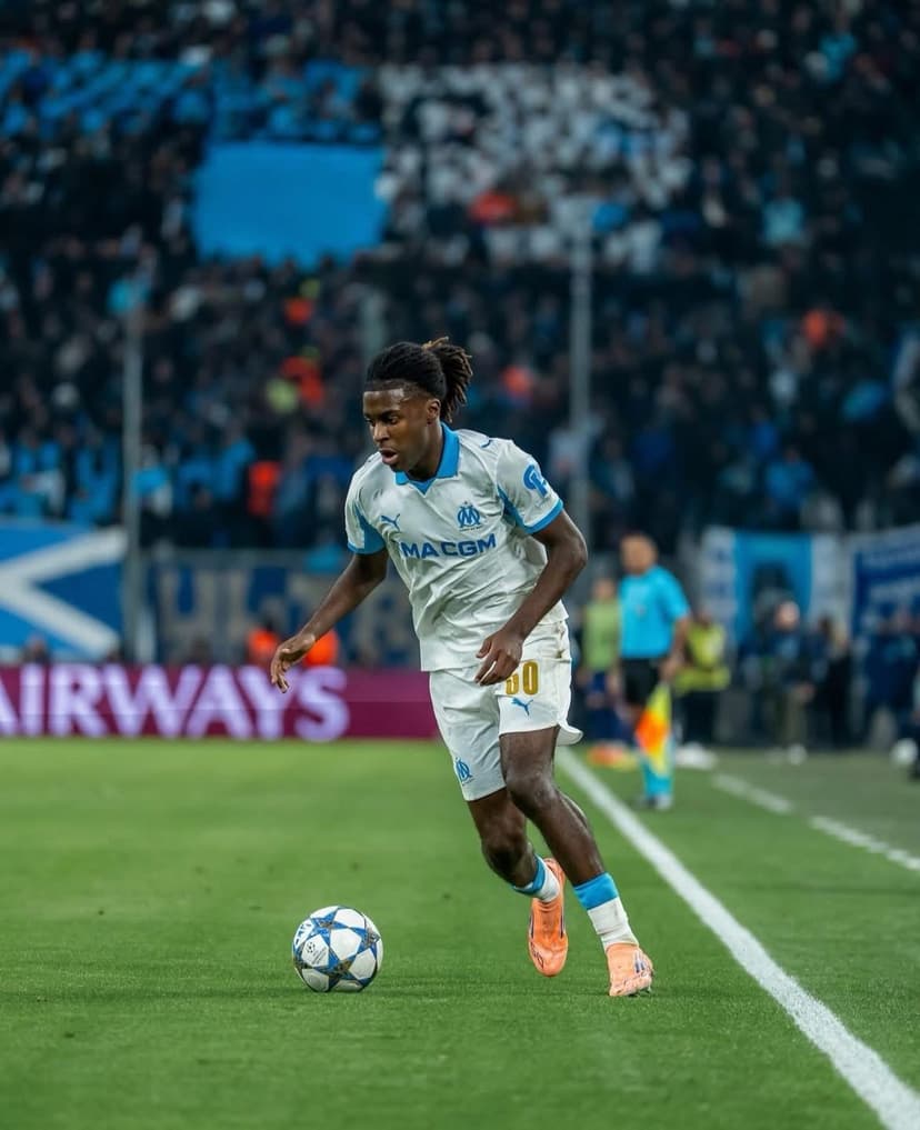 Darryl Bakola, la jeunesse qui bouscule déjà la Ligue des champions